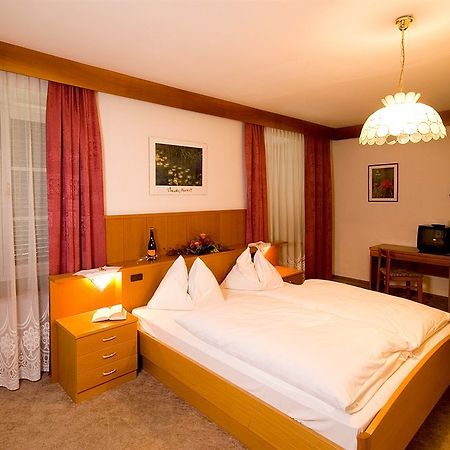 Lener Wirtshaus & Hotel Кампо-ди-Тренс Экстерьер фото